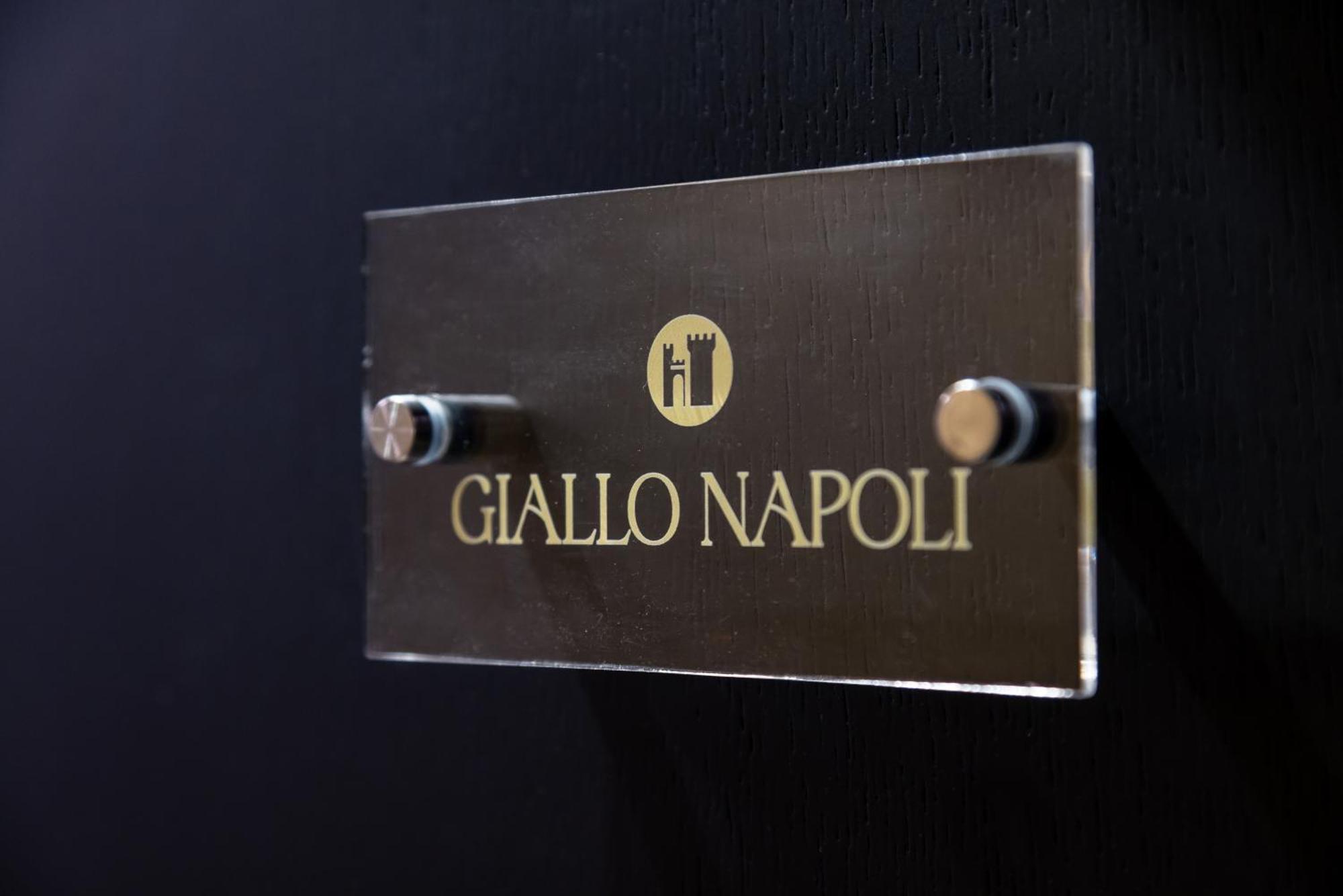 Capuana15 By Napoliapartments Luaran gambar